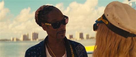 snoop dogg versace sunglasses|snoop dogg new video.